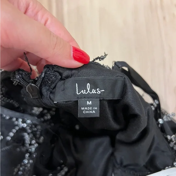 NWOT Lulu’s Signature Black Sequin Fringe Bodycon Mini Dress Size Medium - Picture 5 of 6